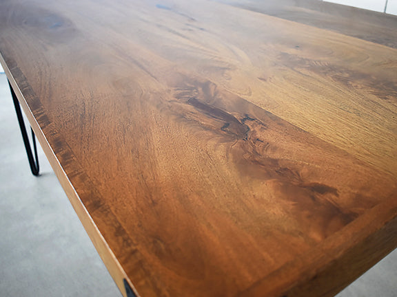 Closeup of Hairpin Leg Mango Wood Timber Table top