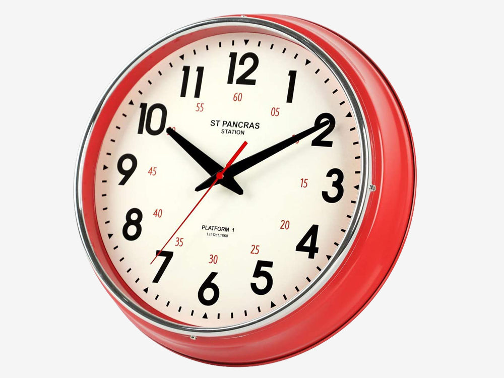 side on station red clock 
